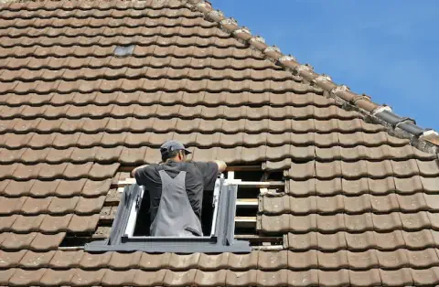 Pose de velux - Saint-Viâtre